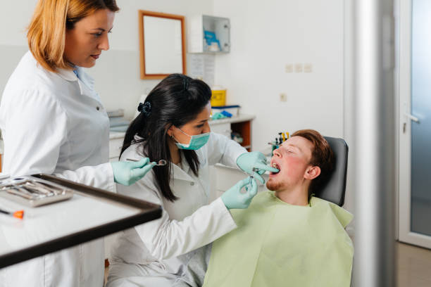 Best Orthodontic Emergency Dentist in Benavides, TX