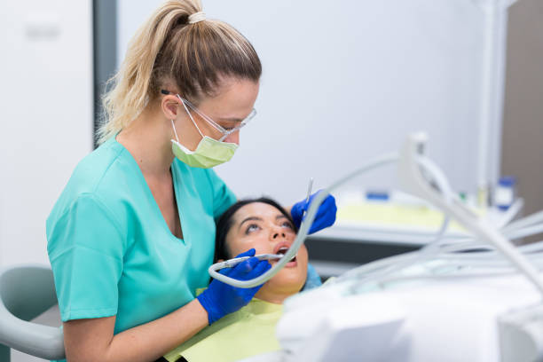 Best Broken or Cracked Tooth Emergency Dentist in Benavides, TX
